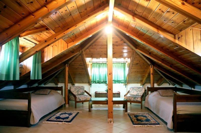 House Hotel